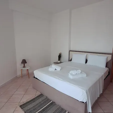 Wake Up To Sea Views Luxury 2br In * Vlorë